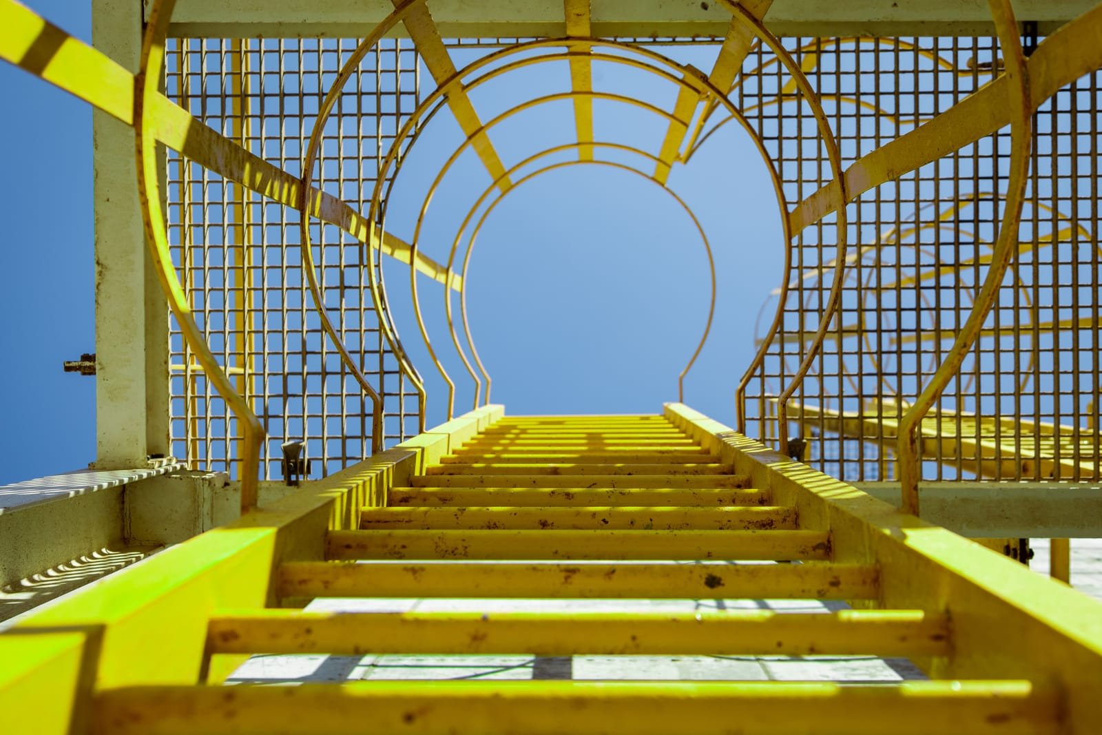 OSHA fixed ladder requirements: the 2036 deadline is still in the rule