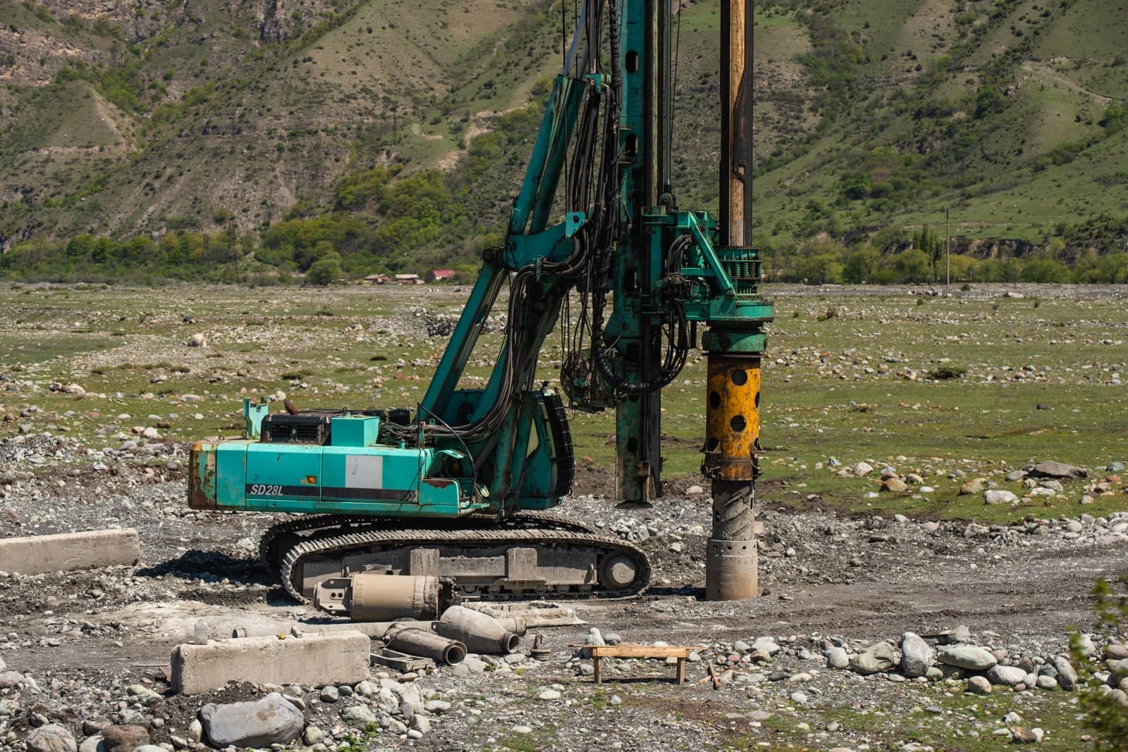 Struck-by hazards: stop the machine before the repair starts